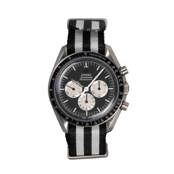 Omega Speedmaster Speedy Tuesday 311.32.42.30.01.001